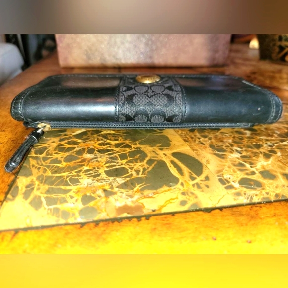 Coach black long wallet with checkbook cover - Picture 6 of 15